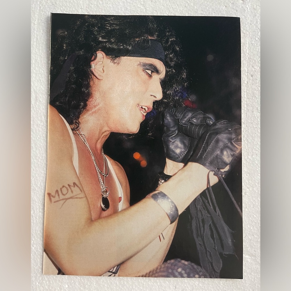 Ratt’s Stephen Pearcy pinup